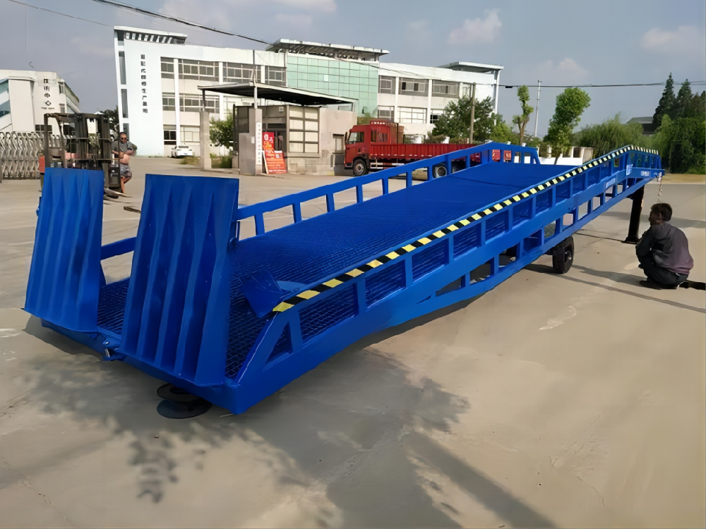 移動(dòng)式登車橋